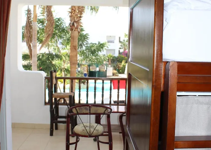 Herrmes اجانب فقط Hostel *