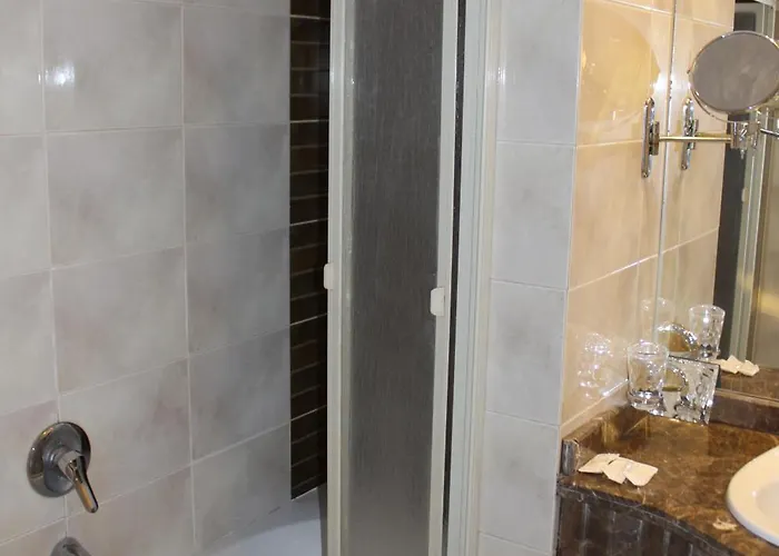 Herrmes اجانب فقط Hostel Şarm El-Şeyh