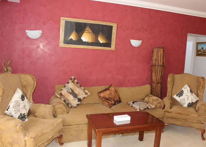 Herrmes اجانب فقط Hostel *