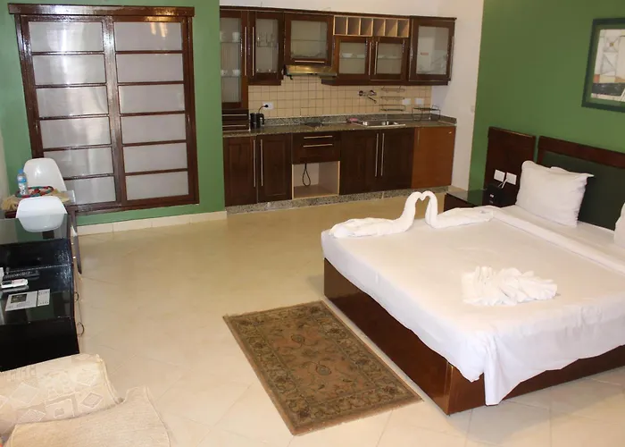 Herrmes اجانب فقط Hostel