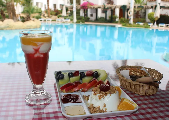 Hostel Herrmes اجانب فقط *