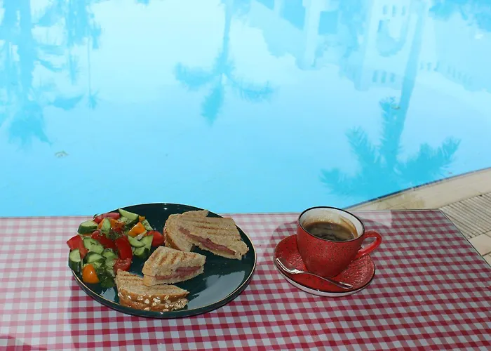 Herrmes اجانب فقط Hostel Şarm El-Şeyh